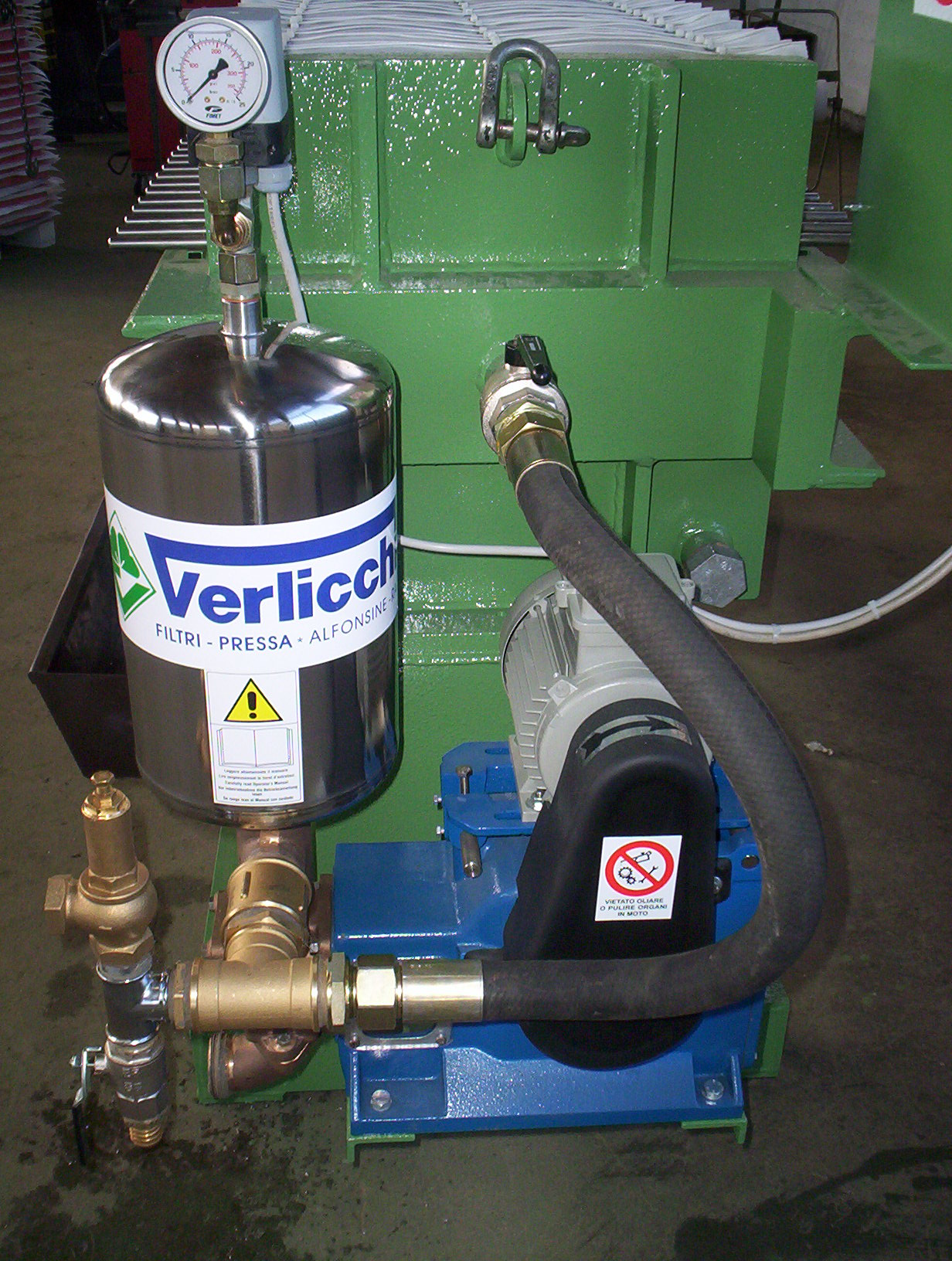  » Piston feeding pump VR1